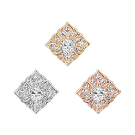 Grace threadless end with brilliant-cut cubic zirconia in ornate quatrefoil gold setting – vintage-inspired body jewellery for flat, helix, lobe, or philtrum piercings